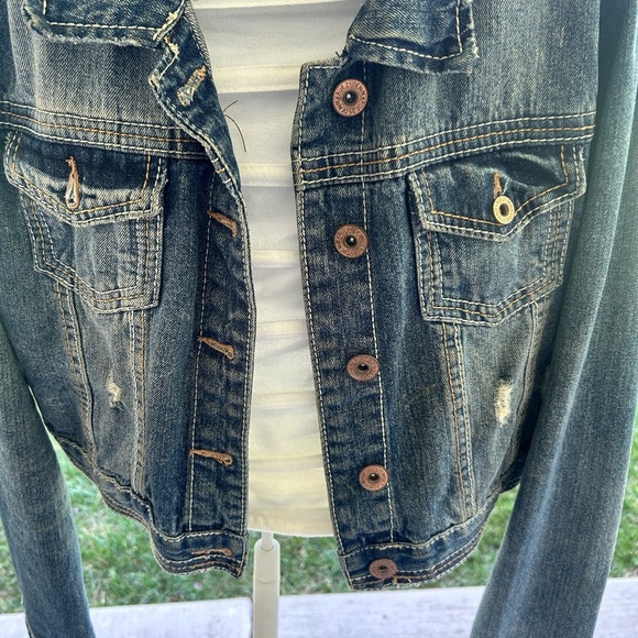 Rue21 Denim  Button-Up jean Jacket - Picture 2 of 4